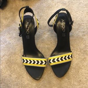 Aldo yellow and black strip heels-never worn